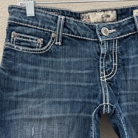 BKE Stella Jean Shorts Jorts Denim Buckle 7" Low Indigo Blue Western Y2K 27 - Picture 3 of 8